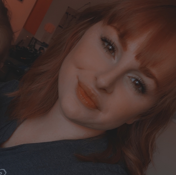 Meet your Posher, Chelsea - Picture 1 of 1